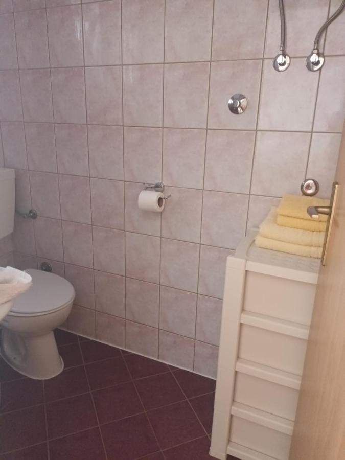 Volat Apartments Бетина Экстерьер фото