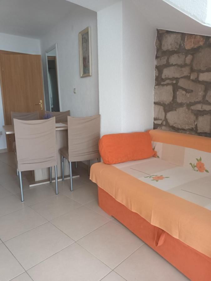 Volat Apartments Бетина Экстерьер фото