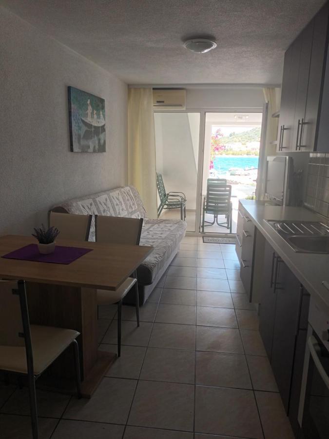 Volat Apartments Бетина Экстерьер фото