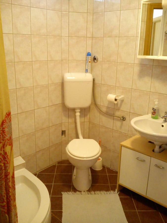 Volat Apartments Бетина Экстерьер фото