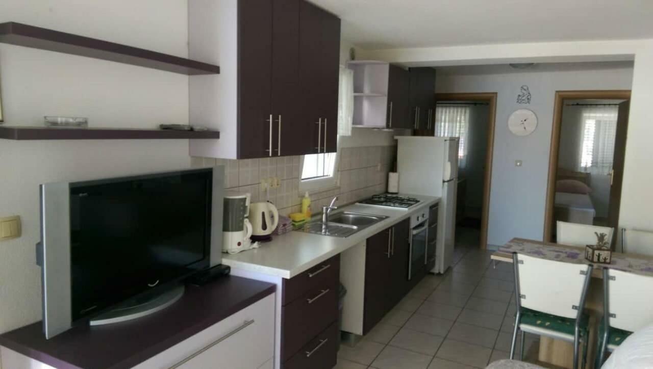 Volat Apartments Бетина Экстерьер фото